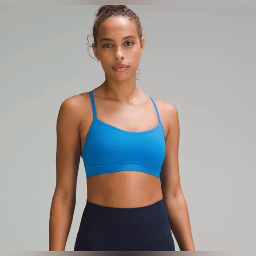 Lululemon Flow Y Nulu Bra Light Support A–C Cups
color: Poolside blue, size 12